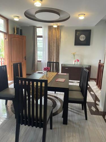 BiG LUXURY VILLA in Kibaha