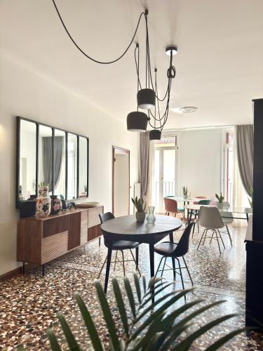 Palazzo Marinali Guest House in บาซซาโน่ เดล กรัปปา