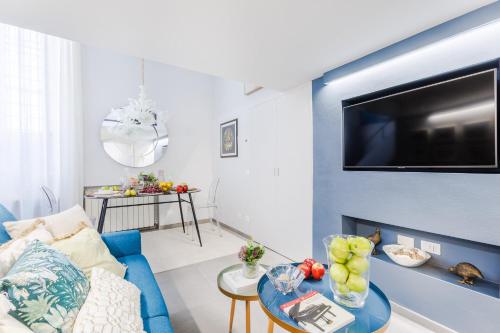 Apartment - Split Level image 2