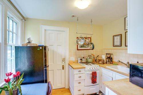2 Mi to Norman Rockwell Museum: Stockbridge Apt! in Stockbridge (Massachusetts)