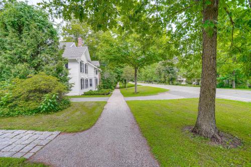 2 Mi to Norman Rockwell Museum: Stockbridge Apt! in Stockbridge (Massachusetts)