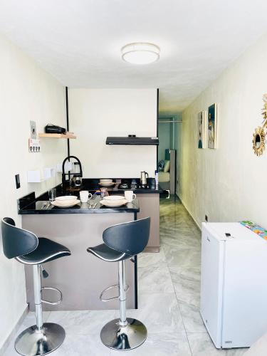 Konyha, cerca de los mejores restaurantes I TV l Wifi in Constanza