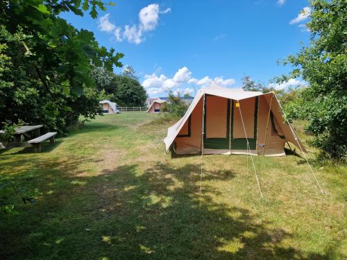 Ameland tentenverhuur ATV – khách sạn tại Ballum