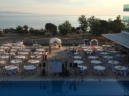 Ceti̇n Presti̇ge Resort