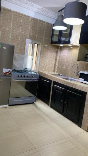 One-Bedroom Apartment image 10
