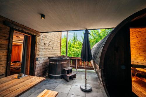 Alpe Chalets Goldener Hirsch in สนามบินอินส์บรุค