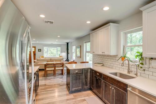 Family Home with Outdoor Oasis in Hudson Valley in High Falls