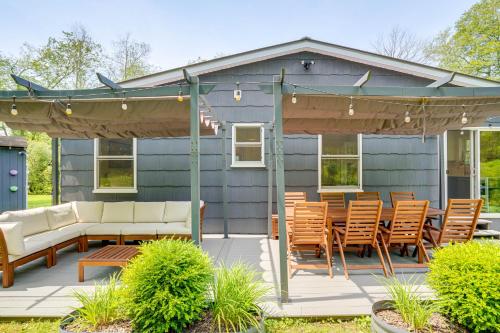 Family Home with Outdoor Oasis in Hudson Valley in High Falls