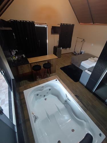 Chalé Montanhez hidromassagem piscina (Chale Montanhez hidromassagem piscina) in 高卡帕拉奧