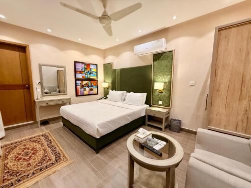 Superior Single Room image 5