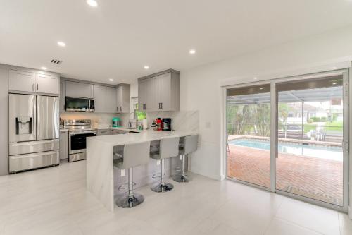Swim, Golf and Explore Pet-Friendly Cape Coral Home, Cape Coral (fotografie 5)