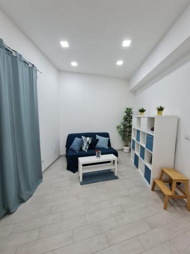 fly zone Capodichino in Аэропорт