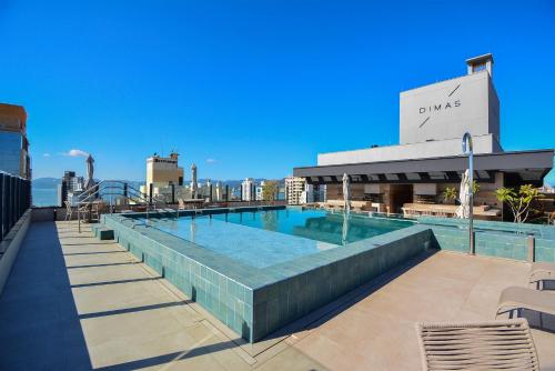 Apê a 500 metros da Beira Mar Continental - CEN008