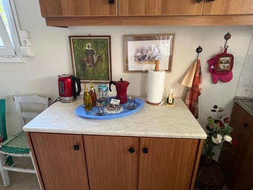 Elol stone house in Makris Gialos