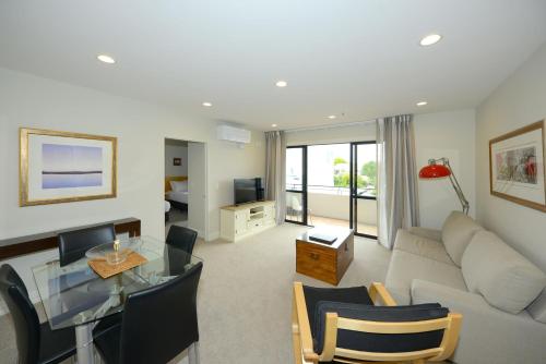 Two Bedroom Family Apartment image 1
