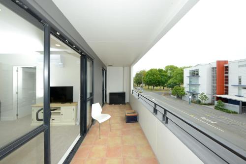 Two Bedroom Family Apartment image 9