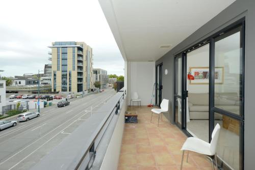 Two Bedroom Family Apartment image 10