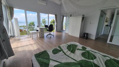 Wonogiri Rocks in Wonogiri