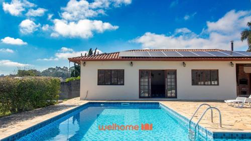 Casa de campo em Cotia com piscina e lazer in Vargem Grande Paulista