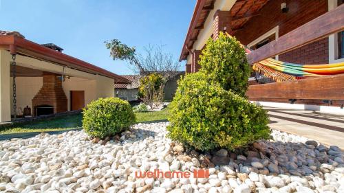 Casa de campo em Cotia com piscina e lazer in Vargem Grande Paulista