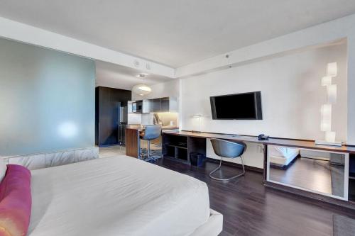 Palms Place 51st floor with Strip views and Balcony, Las Vegas (fotografie 7)