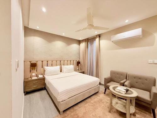 Superior Single Room image 2
