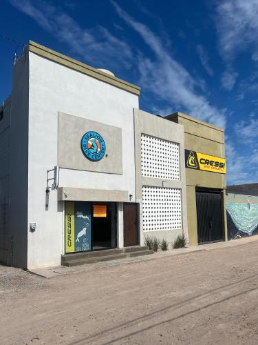 Sealion Dive Center