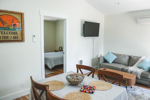 Modern, Quiet and Charming Downtown Apartment, Кер-д'Ален (фото 4)