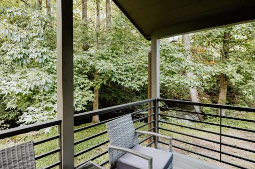 Water View Cabin - Fishing Lake - Groundhog Cabin - image 9