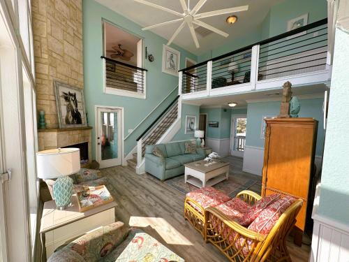 KH5205- Katmandunes in Kitty Hawk (NC)