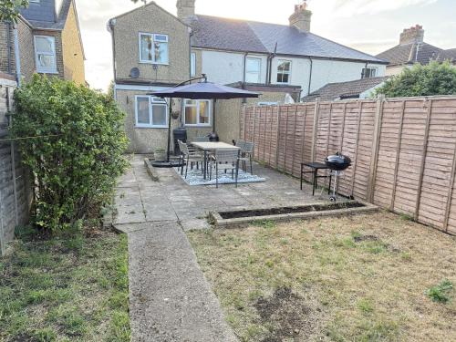 Cosy and comfy 4-bed house in Burnham (Slough) near Legoland and Windsor Castle