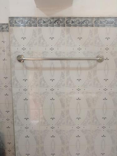 Family Room image 10