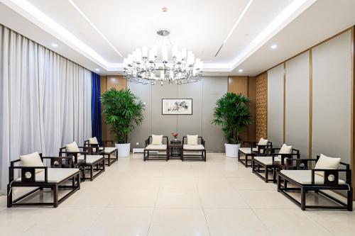 Restaurant, Beijing CSN Pearl Hotel in Daxing District