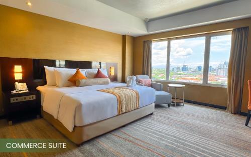 Acacia Hotel Manila