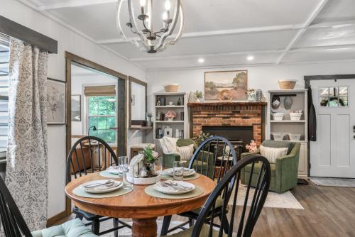 Blue Mountain Cottage in New Market