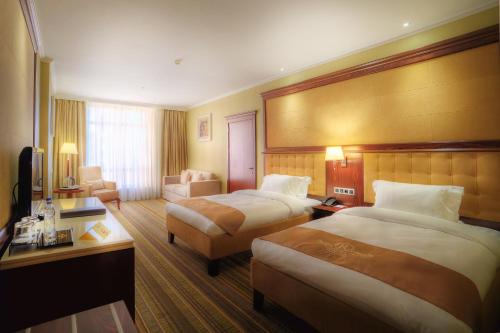 Shera Inn Hotel Stop at Shera Park Inn to discover the wonders of Almaty. The hotel has everything you need for a comfortable stay. Free Wi-Fi in all rooms, 24-hour front desk, luggage storage, room service, airport 