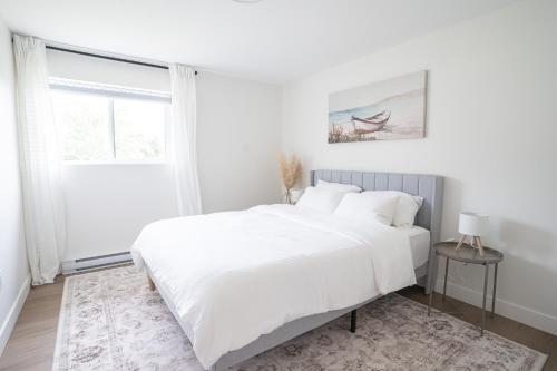 Peaceful Suite near Vernon Armstrong Brand New