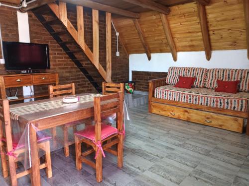 Cabaña Alpina Tanti (Cabana Alpina Tanti) in Loma Bola