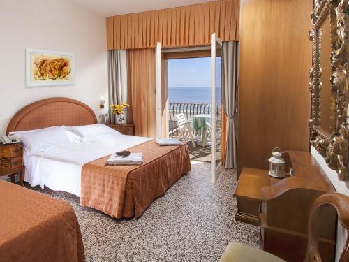 Hotel Dea - image 9
