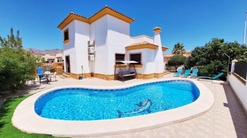 Casa Lila - private pool and playground gîte à louer La Solana