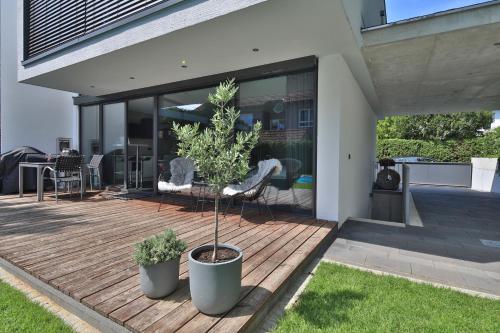 Modernes Studio-Apartment - Gartenblick in Gersthofen