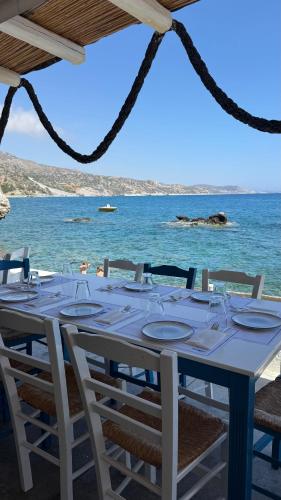 Agia Fotia Taverna 2