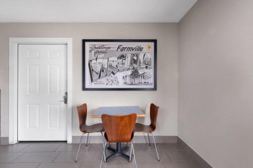 ล็อบบี้, Super 8 By Wyndham Farmville in ฟาร์มวิลล์ (เวอร์จิเนีย)