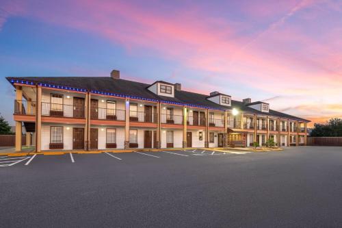 Baymont by Wyndham Commerce GA Near Tanger Outlets Mall, Commerce (fotografie 3)