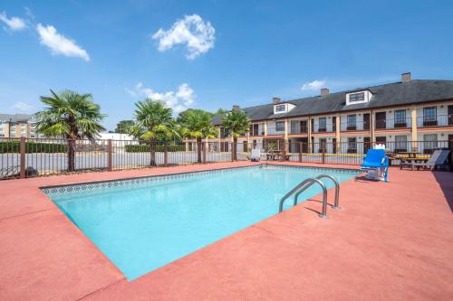 Baymont by Wyndham Commerce GA Near Tanger Outlets Mall, Commerce (fotografie 10)