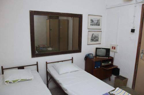 Double or Twin Room with Shared Bathroom