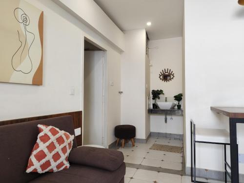 One-Bedroom Apartment image 10
