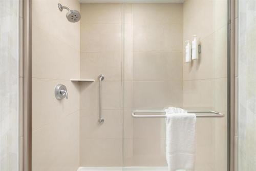 Hampton Inn Chattanooga-Lookout Mountain - image 3