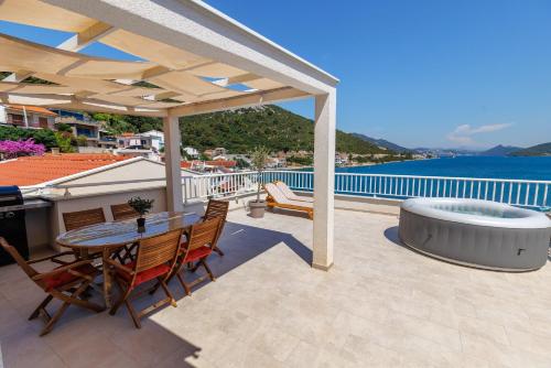 Apartman Roko Duboka by aneo travel in Klek