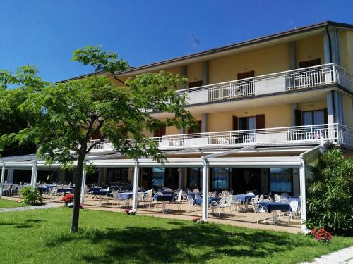 Hotel La Romantica 4